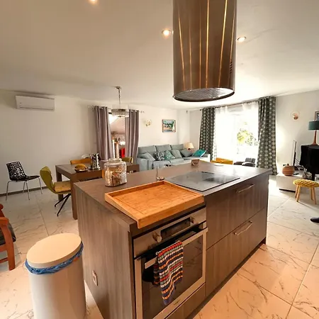 Maison Grillon - Maison Proche De Vichy Avec Piscine Abrest