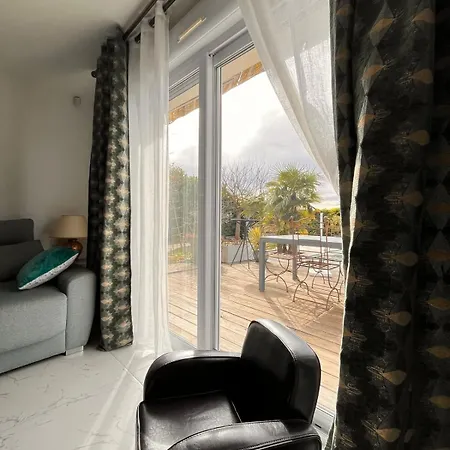 Maison Grillon - Maison Proche De Vichy Avec Piscine Villa