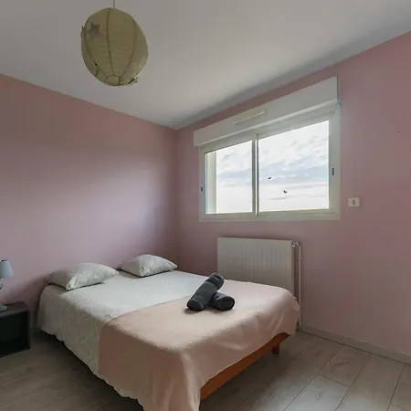 Maison Grillon - Maison Proche De Vichy Avec Piscine