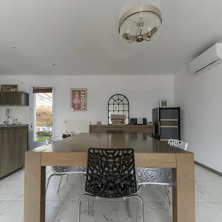 Villa Maison Grillon - Maison Proche De Vichy Avec Piscine *