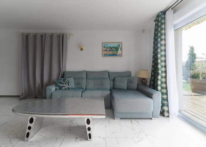 Maison Grillon - Maison Proche De Vichy Avec Piscine Villa *